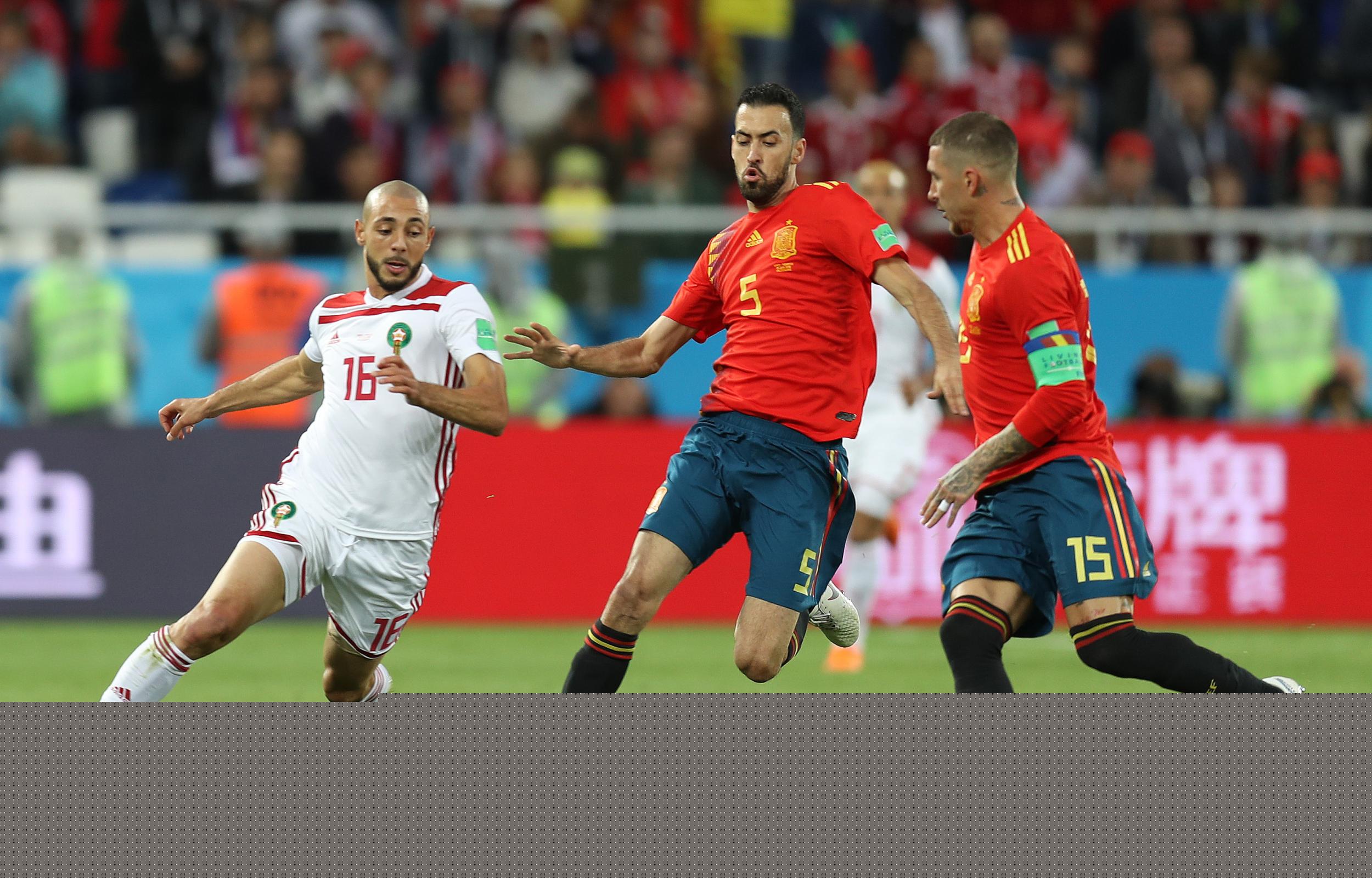 马丁内斯：C罗被罚下主要因为他太有激情；我们必须自我批评（马丁内斯：C罗染红更多因情绪过旺，我们必须自我反省）