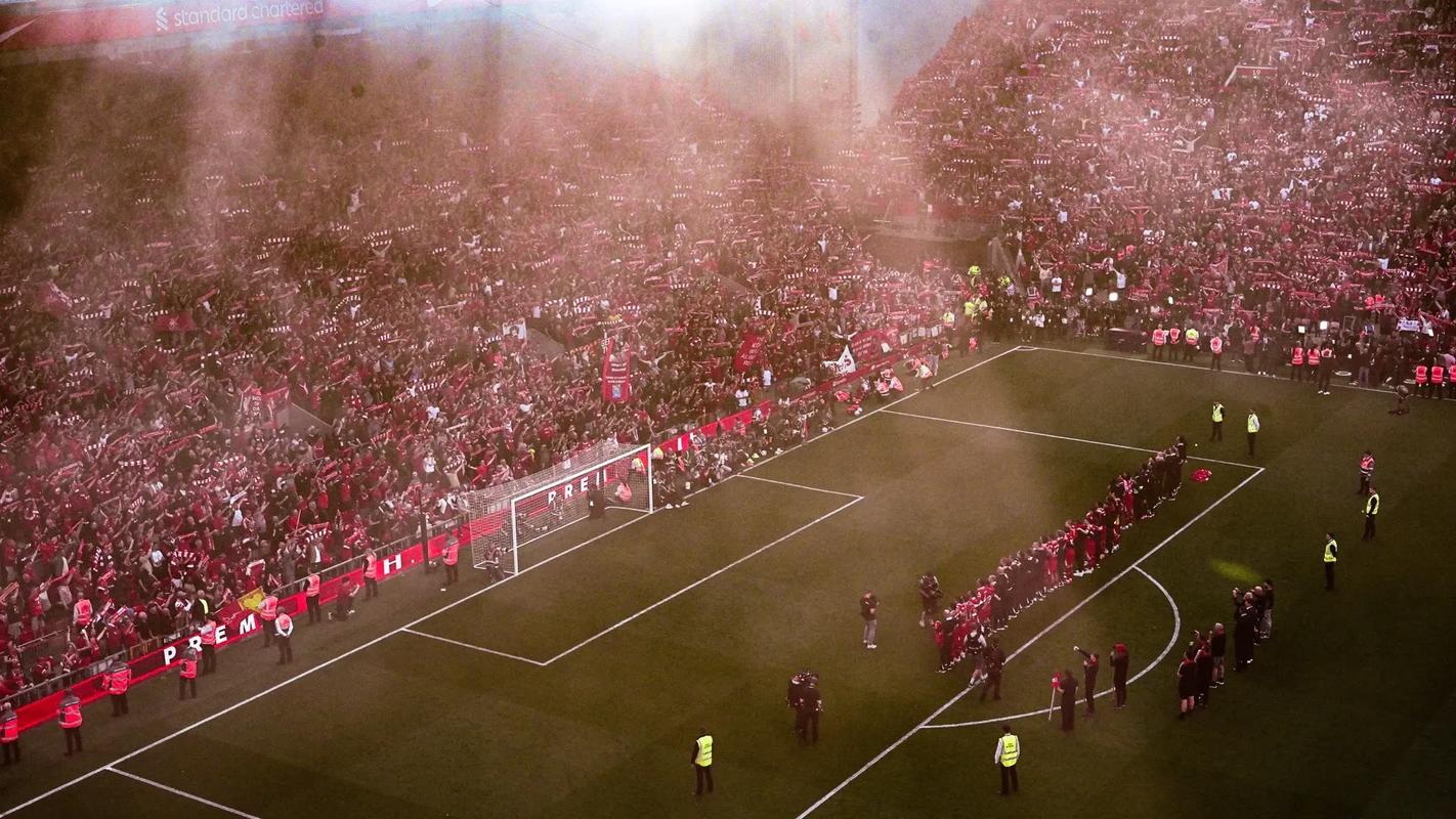 单节41分+21-0攻击波！库里31分带队血洗爵士，勇士终结三连败重返西部前八（单节爆砍41分+21-0高潮！库里31分率勇士狂胜爵士，终止三连败重返西部前八）