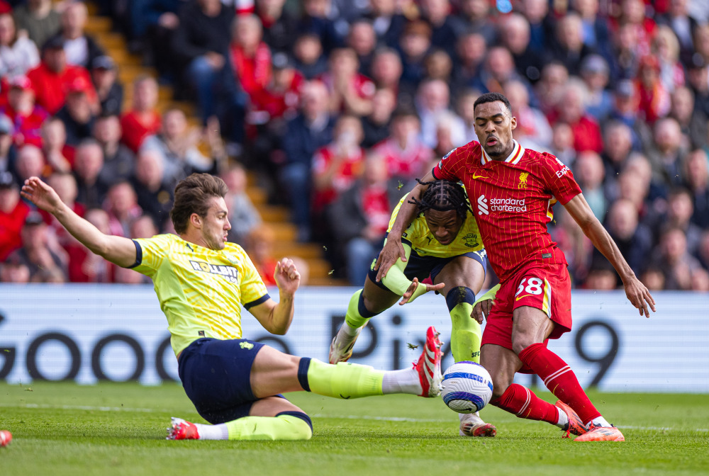 官方：德国名哨兹瓦耶将执法国米vs利物浦的欧冠焦点战（官宣：德国名哨兹瓦耶将吹罚国米对利物浦的欧冠焦点战）