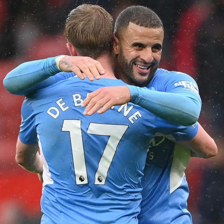 米兰补强后防线时出现新名字：萨索洛的杰伊·伊德泽斯（米兰后防引援现新目标：萨索洛中卫杰伊·伊德泽斯）