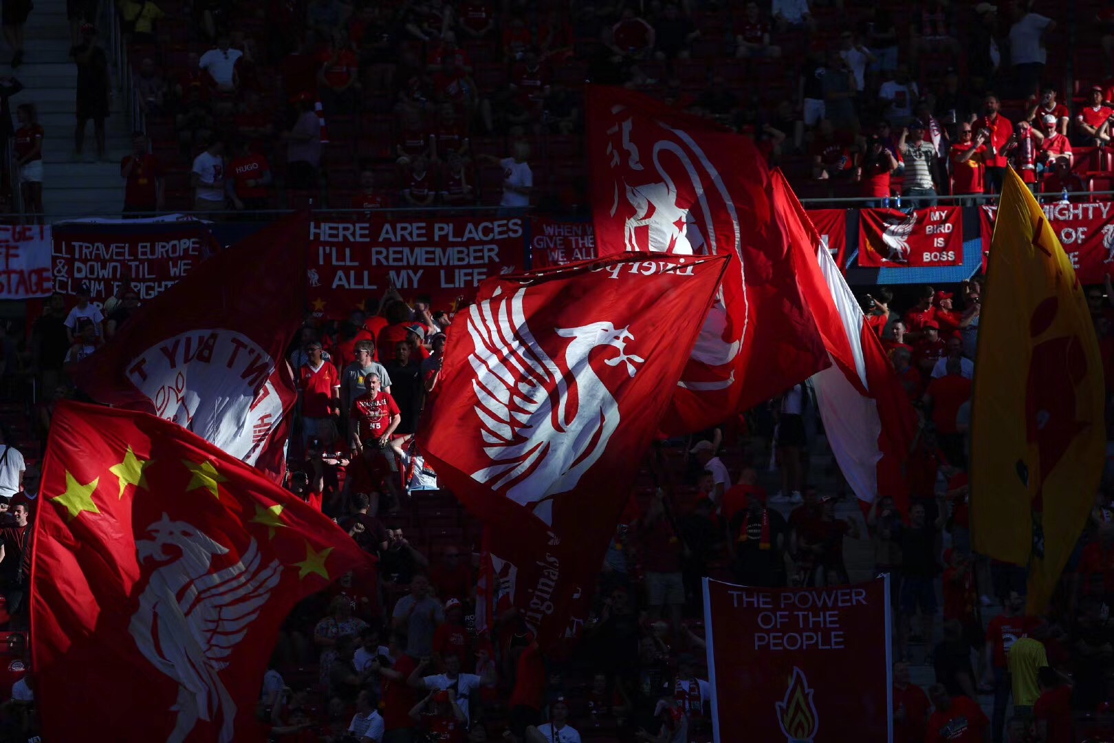 米体：莫拉塔妻子被发现已不再佩戴婚戒，二人感情陷入危机（米体：莫拉塔妻子被指已摘婚戒，两人关系生变）