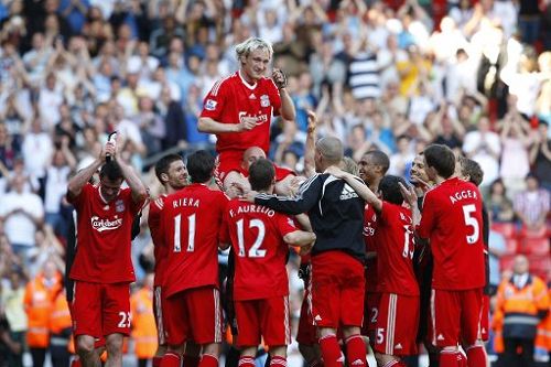 意媒：拜仁天才边锋利契纳或离队，尤文和米兰等队有意争夺（意媒：拜仁新星边锋利契纳或将离队，尤文米兰等队追逐）