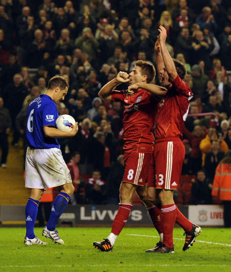 王楚钦拼尽全力，网友：实力差距太大（王楚钦竭尽所能，网友直言：实力悬殊过大）