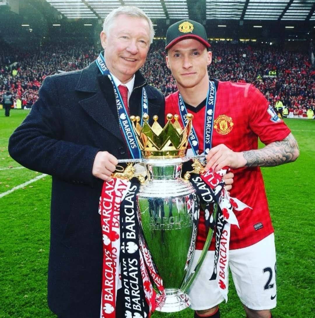 全市场报道哈列巴什维利：模板罗伯逊，皇萨与利物浦在关注他（全市场：哈列巴什维利被比作罗伯逊，皇马、巴萨与利物浦正关注他）