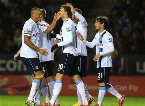 德天空：皇马有意法鹰后卫布朗，近期已派球探考察球员（德媒：皇马看上法鹰后卫布朗，近日已派球探实地考察）