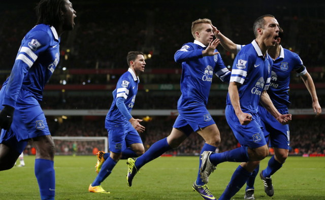 国内首个残疾人铁人三项赛事开赛，134名运动员角逐19金（中国首届残疾人铁人三项揭幕，134名选手争夺19枚金牌）